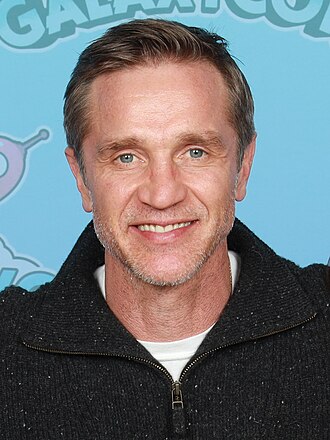 Devon Sawa