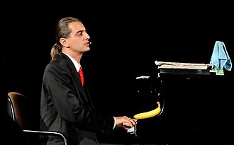 Hagen Rether