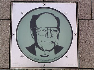 Wolfgang Paul