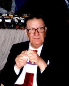 Prof. İhsan Doğramacı, YÖK Başkanlığından istifa etti. Yerine 19 Mayıs Üniversitesi Rektörü Mehmet Sağlam atandı.